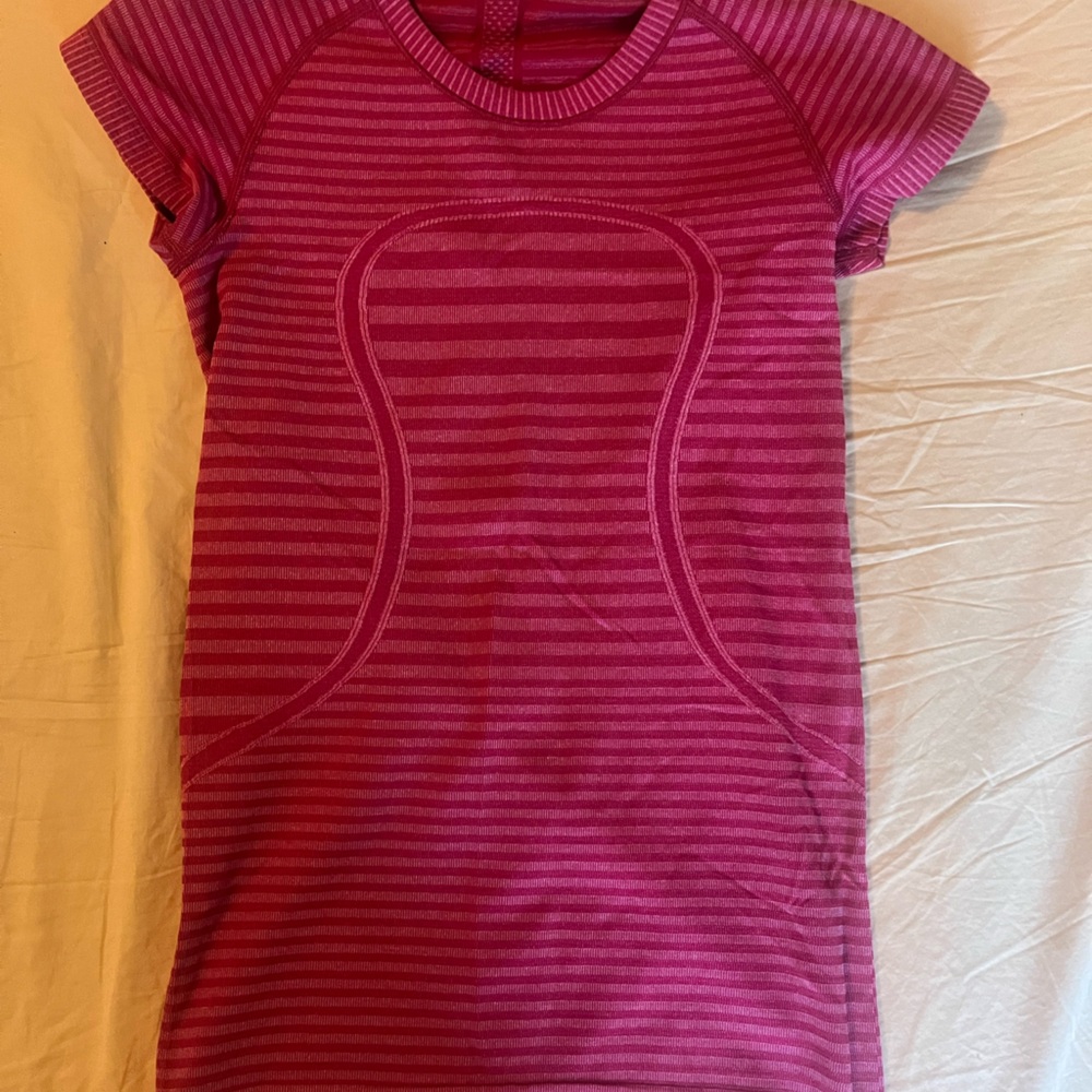 LULULEMON swiftly tech shirt
